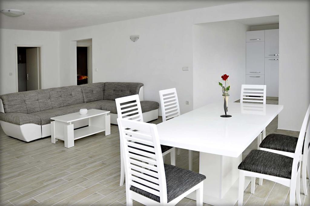 Apartments Magdalena Račišće Zewnętrze zdjęcie